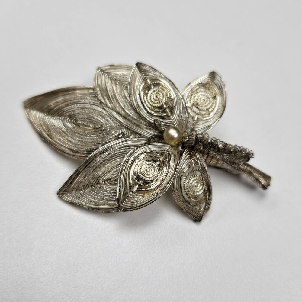 Vintage Artisan Filigree 3D Leaf Brooch Pin Large Layered Foliate Boho Fairy